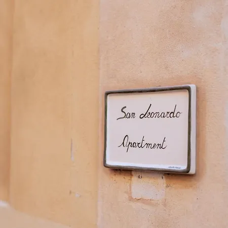 Daire San Leonardo, Dentro Le Mura Di Lucca